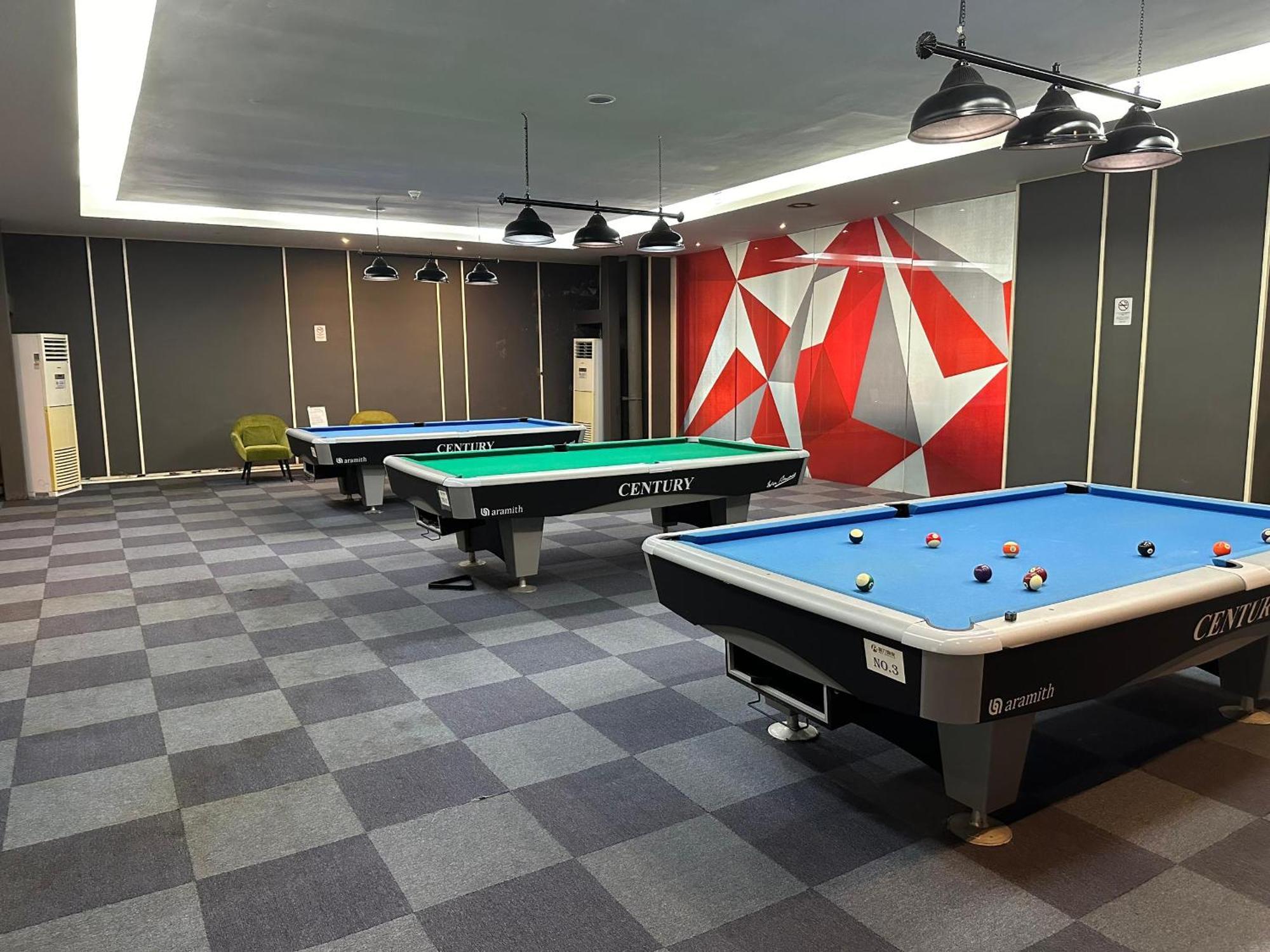 Pangsapuri R&f 2 Bedroom 4 Pax High Floor Netflix Wifi *
